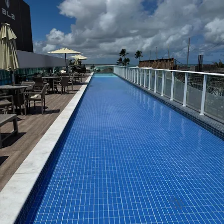 Luxo e conforto no coração de tudo ao lado do mar-2